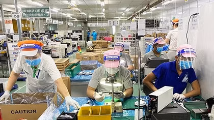 Nhu cầu làm việc trong lĩnh vực thương mại, dịch vụ tăng cao dịp cuối năm