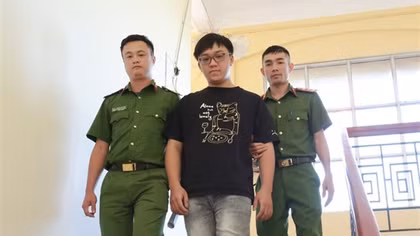 Bán tài khoản ngân hàng, cặp vợ chồng nổi lòng tham chiếm đoạt gần 500 triệu đồng