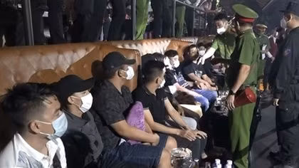 Gần 100 “dân bay” dương tính với ma túy trong Ferso Club
