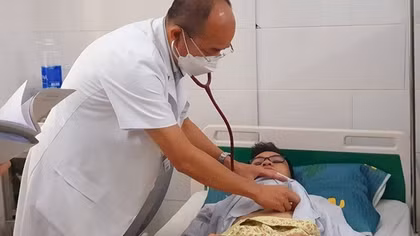 Bệnh nhân sốt xuất huyết nhập viện tăng mạnh