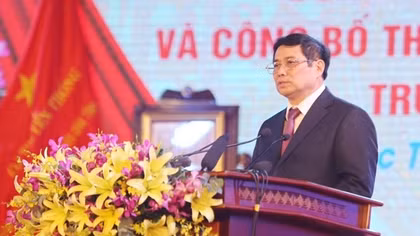 Thủ tướng biểu dương Sóc Trăng "vượt lên chính mình, băng qua gian khó"