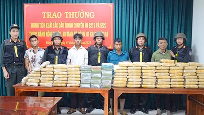 Ngược ngàn đưa “ông trùm” về quy án
