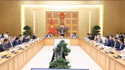 Thủ tướng Phạm Minh Chính gặp mặt lãnh đạo các ngân hàng thương mại