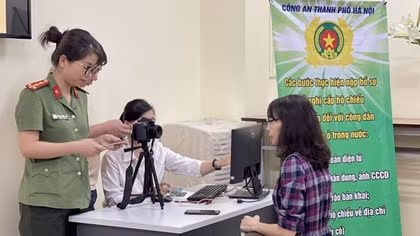 Tạm dừng tiếp nhận hồ sơ cấp hộ chiếu phổ thông