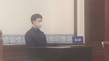 Ngồi tù suốt đời chỉ vì ánh đèn