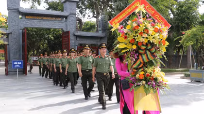 Nhiều hoạt động về nguồn nhân kỷ niệm 76 năm ngày truyền thống lực lượng ANND