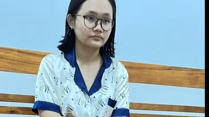 Con gái đầu độc chết cha ruột có thể bị khởi tố thêm 3 tội danh