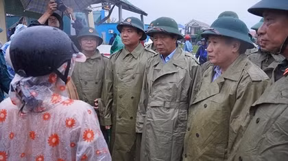 Đã di dời gần 400.000 người dân đến nơi an toàn, tránh siêu bão