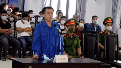 Đánh đổi sinh mạng vì giúp… “Cu nhỏ”