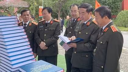 Một công trình khoa học mang tầm chiến lược về chủ quyền không gian mạng