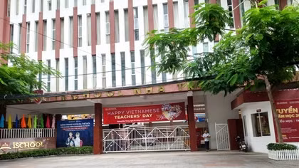 Một học sinh tử vong trong vụ 600 học sinh trường iSchool Nha Trang ngộ độc thực phẩm