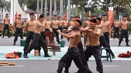 Khai mạc Hội thi Điều lệnh, bắn súng, võ thuật CAND bảng thi số 5