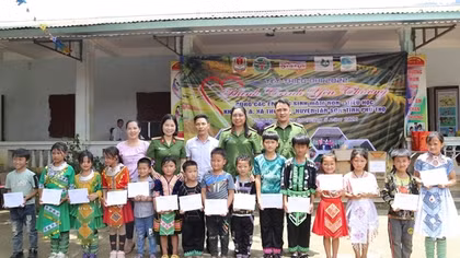 Học viện CSND tổ chức “Hành trình yêu thương” dành cho thiếu nhi dân tộc tại Phú Thọ