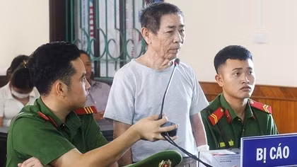 Cháu quấy khóc, ông nổi khùng chém bà
