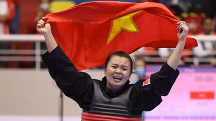 Nữ võ sỹ 23 tuổi mở hàng vàng cho Pencak Silat Việt Nam