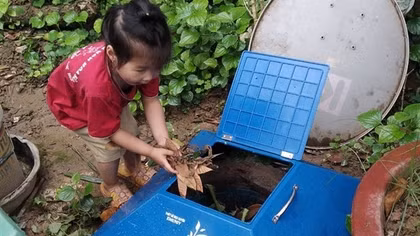Những người đi “ăn" rác