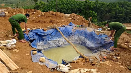 Truy quét “vàng tặc” tại Bồng Miêu