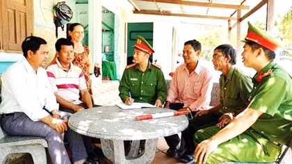 Nhân rộng mô hình “Làng Chăm an toàn về ANTT”