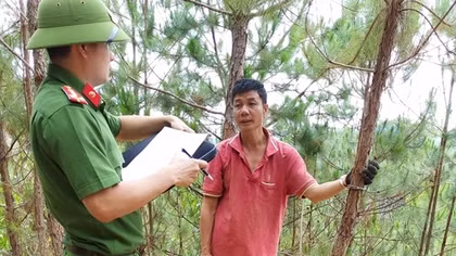 Truy quét điểm nóng “thiếc tặc”, bắt giữ 4 đối tượng