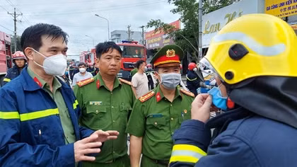 Phát hiện thêm 9 thi thể trong quán karaoke An Phú