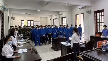 58 thanh thiếu niên tụ tập gây rối, đánh nhau lĩnh án