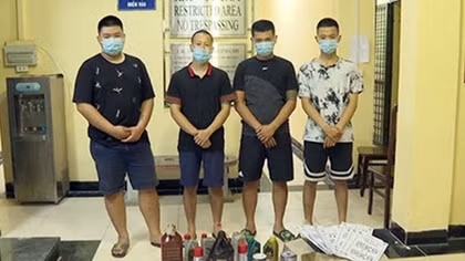 Cảnh giác "tín dụng đen" vào mùa