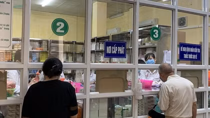 Gia hạn hơn 6.200 giấy đăng ký lưu hành thuốc, vaccine và sinh phẩm y tế