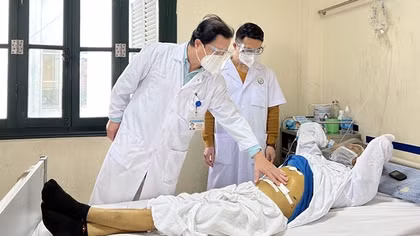 Lần đầu phẫu thuật cắt khối tá tụy bằng phương pháp mổ nội soi