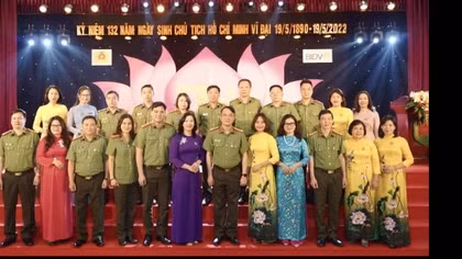 Chương trình nghệ thuật "Giai điệu Tháng 5" chào mừng kỷ niệm 132 năm Ngày sinh nhật Bác Hồ