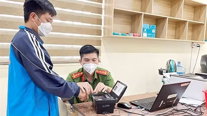 Công an Bình Phước đẩy mạnh cấp CCCD, phấn đấu về đích cuối năm 2022