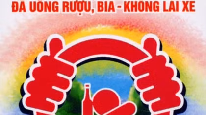Phát hành bộ tem “An toàn giao thông đường bộ”