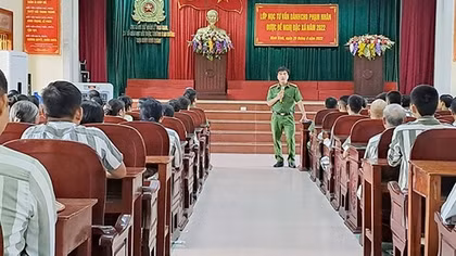 Niềm vui ngày trở về