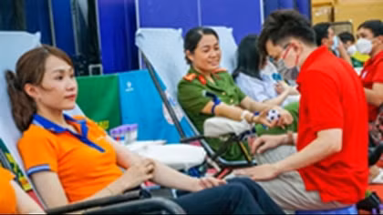 Hành trình đỏ 2022 tiếp nhận hơn 1.000 đơn vị máu