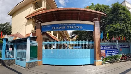 Hiệu trưởng, kế toán và bếp trưởng một trường tiểu học nhận hơn 400 triệu từ các đơn vị cung cấp thực phẩm