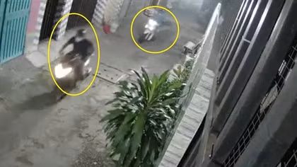 Mở cửa hóng gió, nhóm sinh viên bị "người dơi" hỏi thăm