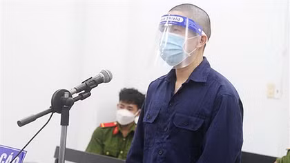 Kẻ gây 9 vụ cháy đổ lỗi tại rượu lãnh 10 năm tù
