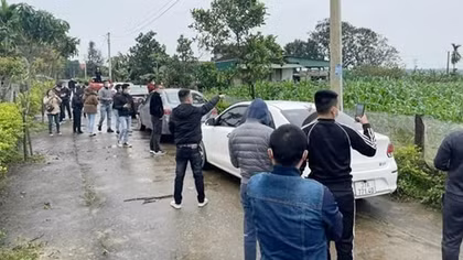 Khi đất làng nổi “sóng”