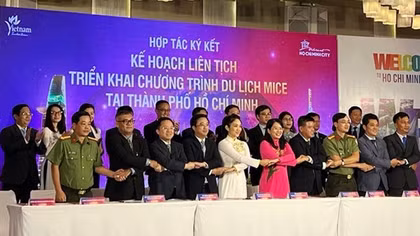 Phát động chương trình “Thành phố Hồ Chí Minh chào đón bạn”