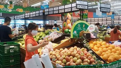 Nhiều hệ thống bán lẻ đã giảm thuế VAT
