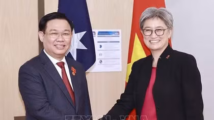 Chủ tịch Quốc hội tiếp Thượng nghị sĩ, Bộ trưởng Ngoại giao Australia và Nhóm Nghị sĩ hữu nghị Australia-Việt Nam