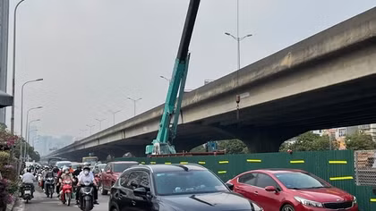 Hà Nội tổ chức lại giao thông tại nhiều điểm "nóng" ùn tắc