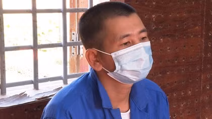 Cha dượng nghiện ma tuý, đạp chết con riêng của vợ