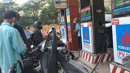 Một số hệ thống bán lẻ xăng có thể ngưng do khó khăn nguồn cung