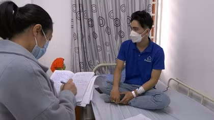 Thêm nhiều người nhập viện sau khi ăn bánh mì Liên Hoa