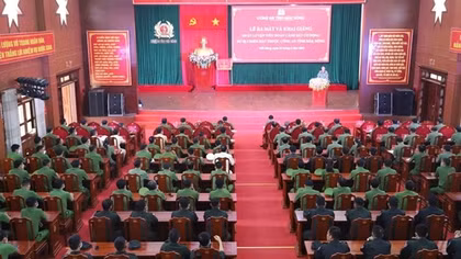 Công an Đắk Nông ra mắt Tiểu đoàn Cảnh sát cơ động dự bị chiến đấu