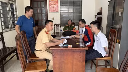 Đối tượng truy nã nguy hiểm lẩn trốn trên sông Hồng đã sa lưới
