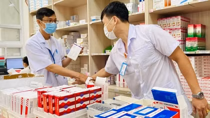 Công bố kết quả 3 gói thầu thuốc tập trung quốc gia, giảm hơn 1.300 tỷ đồng