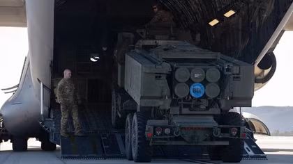 Mỹ ồ ạt bơm đạn HIMARS để Ukraine bắn phá mục tiêu Nga