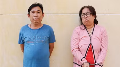 Nhét ma túy vào quả bóng bàn rồi thả cho con nghiện qua đường ống nước