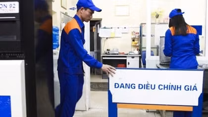 Ráo riết kiểm soát lạm phát khi giá xăng tăng cao